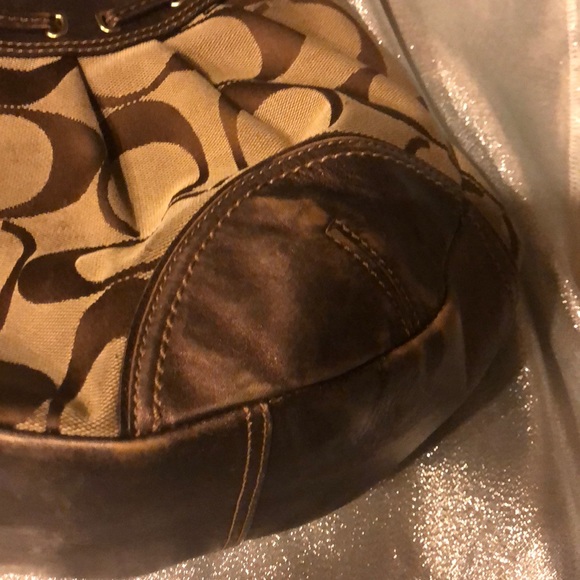 Coach purse - Picture 5 of 5